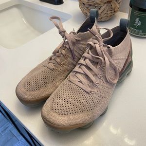 Nike women’s vapor max